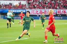 英雄联盟电竞全解析：从职业联赛到全球总决赛的荣耀征程